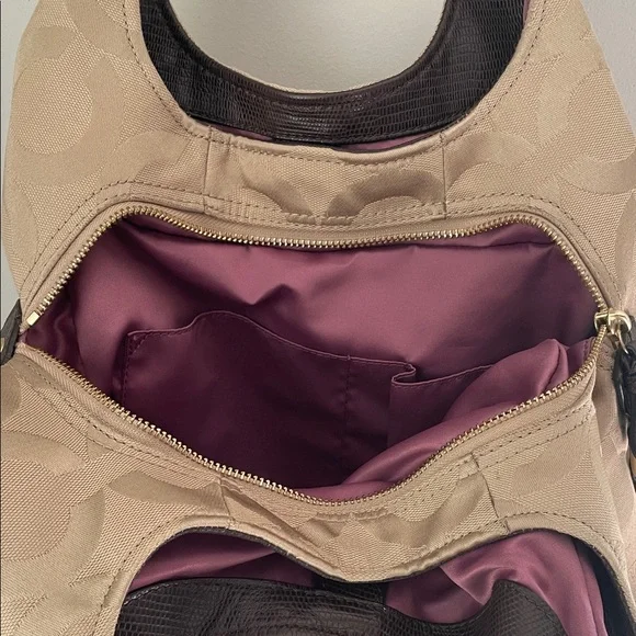 Coach Madison Maggie Signature Shoulder Bag - Picture 8 of 11